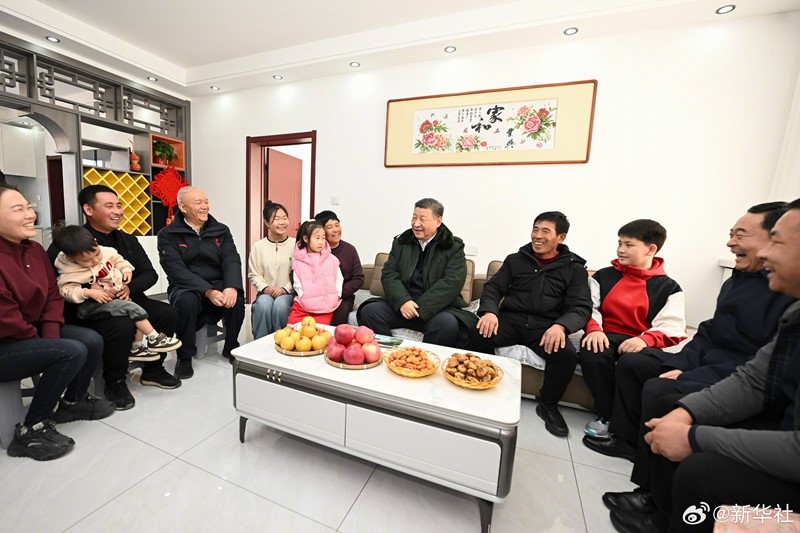 受难群众3.jpg