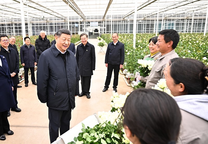 习近平考察云南1.jpg