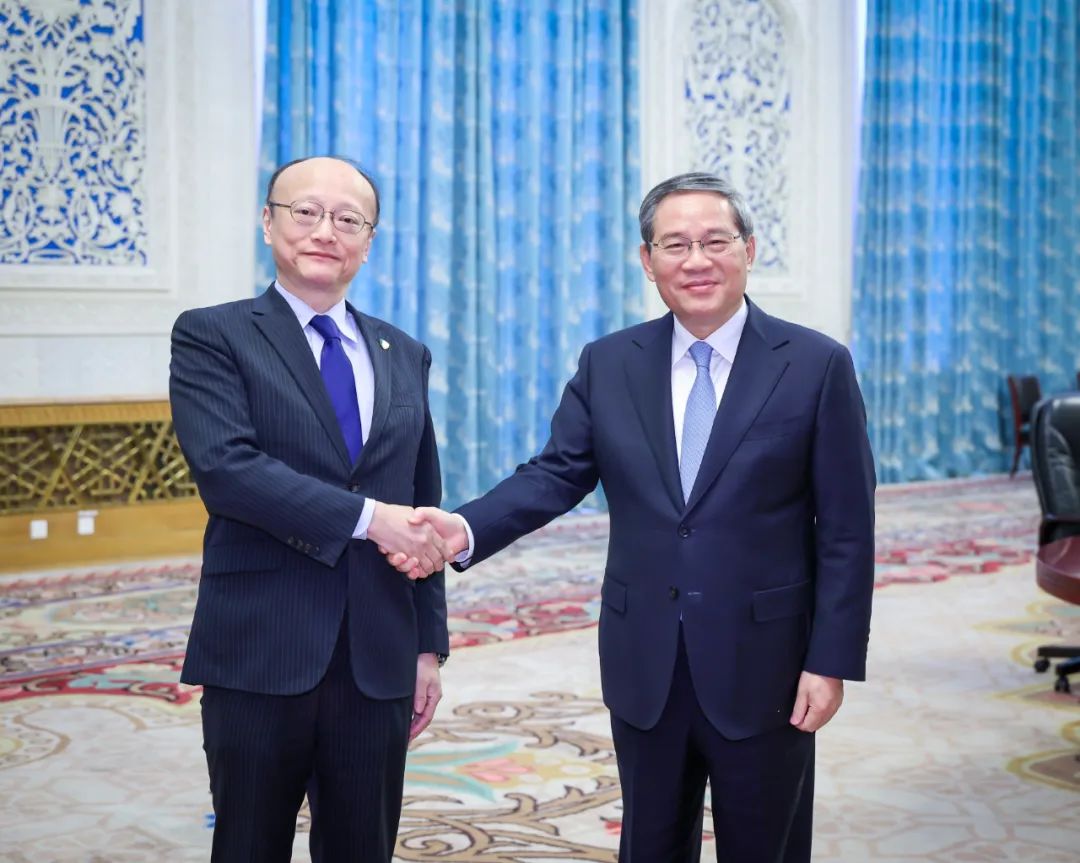 李强会见.jpg